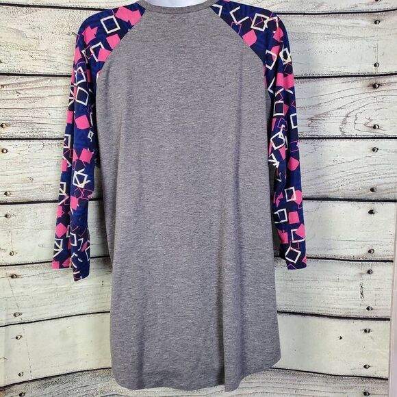 LuLaRoe Women’s XL Randy Raglan Tunic Top Gray Pink Navy Geometric Sleeves - Picture 3 of 6